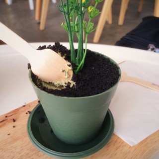 Matcha mud tart - Upp Changi / fArt tArtz Cafe (Upp Changi)|Singapore