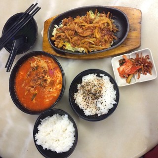 BBQ Chicken Ramen & BBQ Chicken Set - City Hall's Korea Cuisine Japan - Nom's Cafe (City Hall)|Singapore