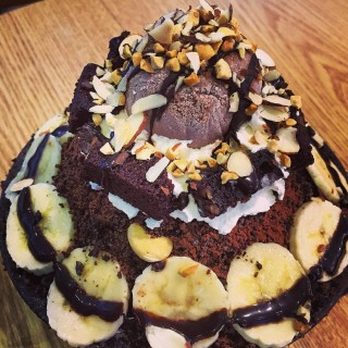 Choco Brownie Bingsu - Somerset / O'ma Spoon Korean Dessert Cafe (Somerset)|Singapore