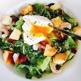 Warm Caesar salad with poached egg - Clementi / W39 Bistro (Clementi)|Singapore