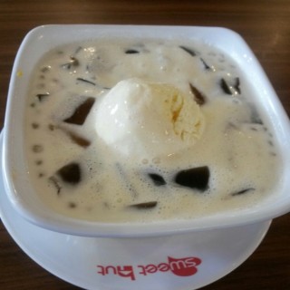 Royal Durian Sago with Durian Ice Cream and Soft Grass Jelly - Serpong / Sweet Hut (Serpong)|Jakarta