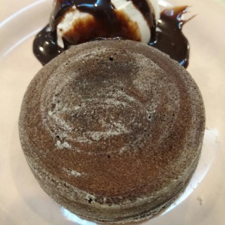 Molten Chocolate Lava Cake, Vanilla Ice Cream - City Hall / SteakOut (City Hall)|Singapore