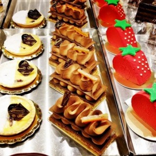 French Custard Tart, Emotions Cake, Dolce Amore Cake - Orchard's Brunetti (Orchard)|Singapore