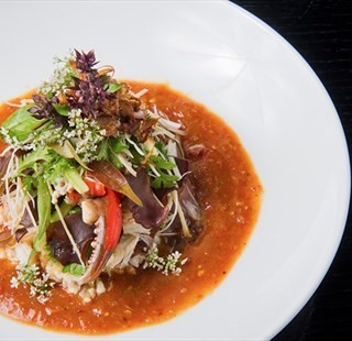 ยำปูกะปิจากชุมพร Steamed mud-crab with Chumporn shrimp paste dressing - ในลุมพินี จากร้านPaste (เพสท์) (ลุมพินี)|กรุงเทพและปริมลฑล